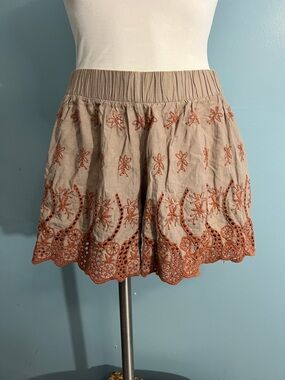 Beige Cotton Shorts with Rust Embroidery Sz S
